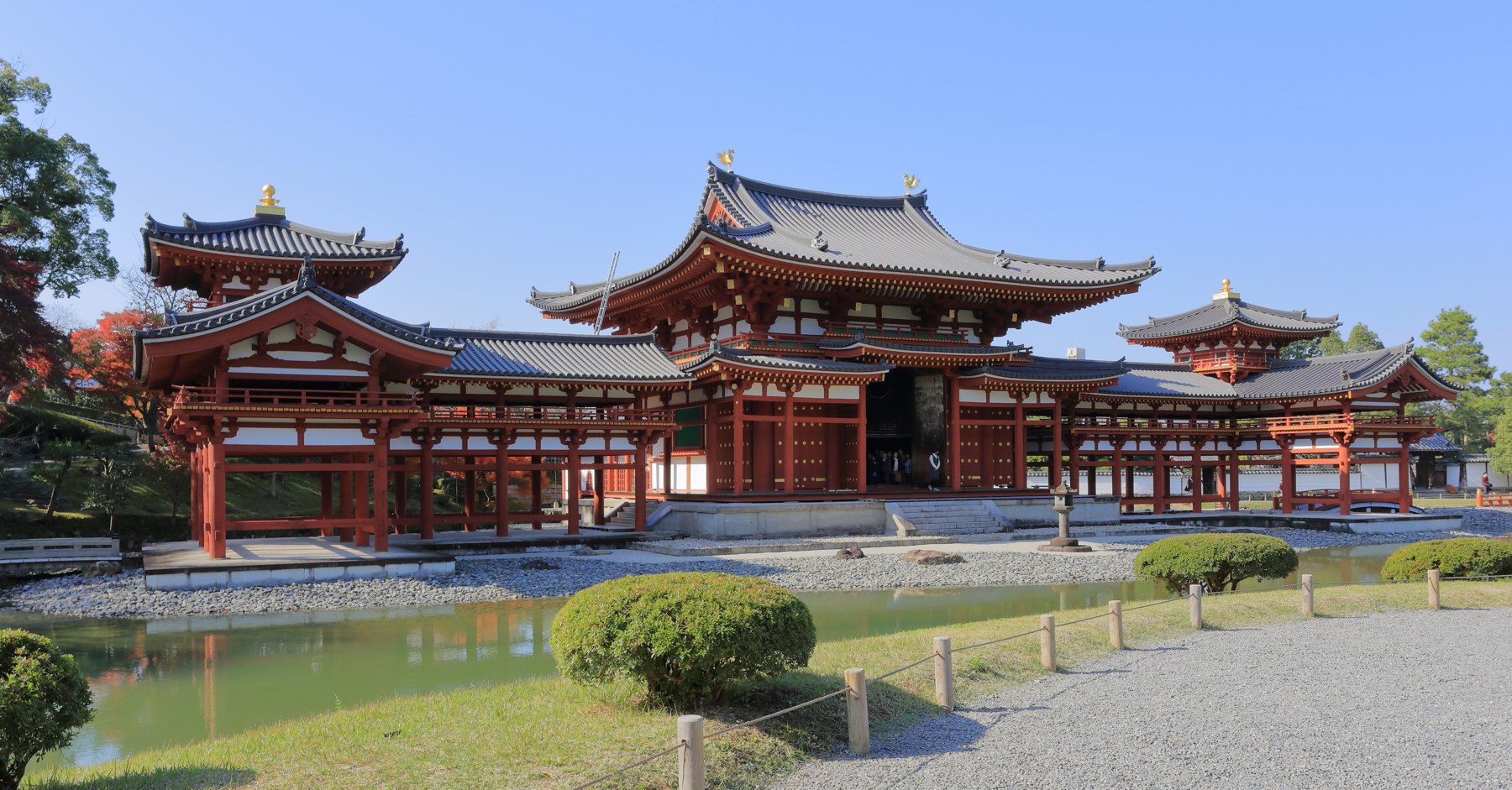 Il Padiglione della Fenice del tempio Byodo-in a Uji